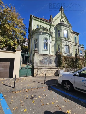 Spatiu ULTRACENTRAL Sirul Livezii cu parcare, beci si anexa