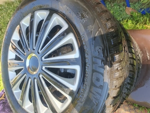 Vand 4 roti cu cauciucuri folosite putin  - imagine 4