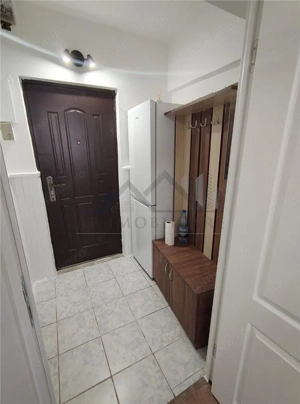 Etaj 1 Apartament 1 camera  Bd. Poitiers - Frumoasa - imagine 4