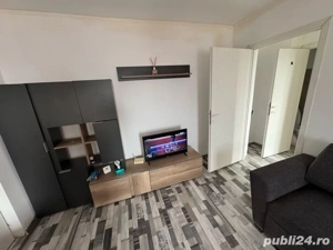 Proprietar, inchiriez apt 2 cam - Iulius Town, Torontalului