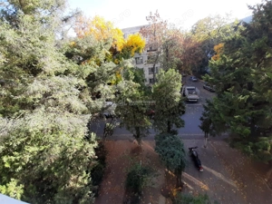 3 cam drumul taberei 8 min metrou raul doamnei - imagine 14