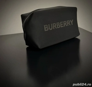 Portfard   geantă cosmetice BURBERRY originală   ediție limitată Barcelona