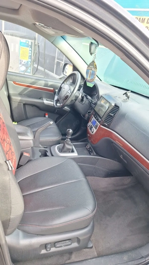 De vanzare Hyundai Santa Fe 2.2 2008 - imagine 7