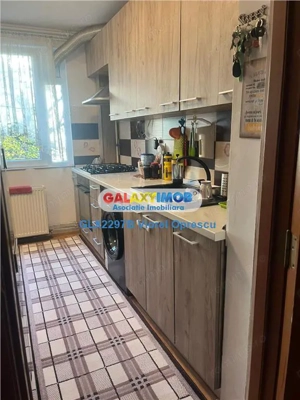 Apartament 3 camere, renovat, mobilat, centrala proprie, Titan - imagine 9