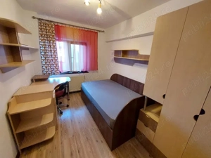 3 Camere Gara - McDonald's  - imagine 4