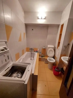 3 Camere Gara - McDonald's  - imagine 6