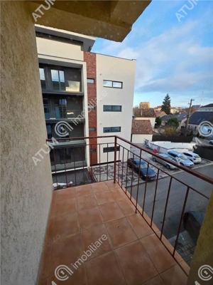 Apartament cu 3 camere decomandate 2 bai si 3 balcoane zona Strand - imagine 7