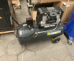 Compresor producator Aariac   50 l , 220 v 