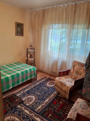 Apartament cu 2 camere ,Zona Poarta 6