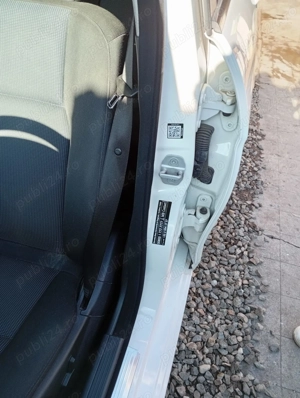 Vand Mercedes C200 - imagine 3