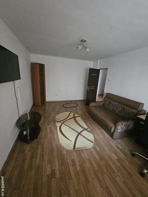 Inchiriez apartament 3 camere