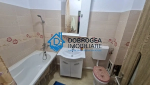 STRADA BABADAG - 2 CAMERE DECOMANDAT, 52 MP, ETAJ 2 ,CENTRALA GAZ - imagine 6