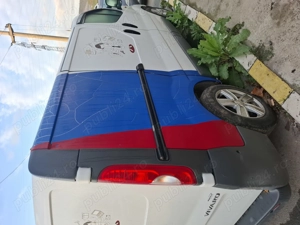 Opel Vivaro - imagine 2