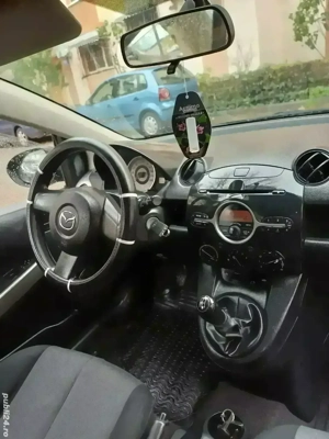 Mazda 2 benzină - imagine 4
