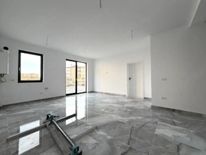 SAD, 53 mp utili, open-space, parter - Esso Giroc - imagine 2