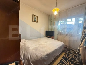 Apartament 2 camere, decomandat, zona Mall - imagine 2