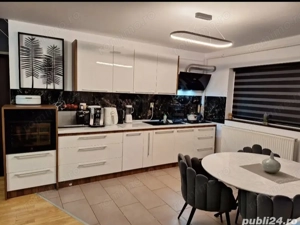 2 camere | etaj 1 | mobilat | loc parcare | zona excelenta | Curte comuna - imagine 2