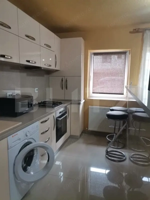 Apartament 2 camere, 51 mp, parcare, zona Terra - imagine 2