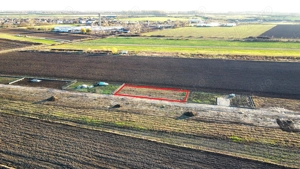 Teren intravilan 743 mp la intrarea in Odoreu - imagine 2