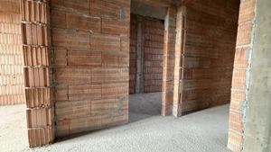 Duplex despartit | 4 camere | Asfalt si toate utilitatile | Zona excelenta - imagine 7