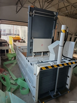 presa orizontala balotat deseuri HSM 12 Gigant Ba - imagine 3