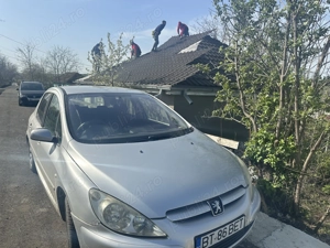 Peugeot 307 hei 2.0 an 2004