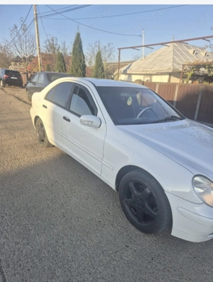 Se vinde,ușor negociabil