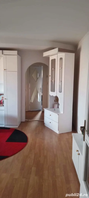 Închiriez apartament 60mp în A-uri - imagine 4