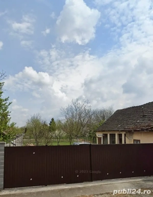 Vand loc de casă! 1086 mp cu o constructie veche! 