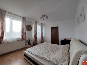 Casa mare pentru 2 familii sau pentru afacere - imagine 13