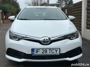 Toyota  Auris 1.4 Benzina 2017  - imagine 5