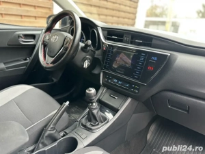 Toyota  Auris 1.4 Benzina 2017  - imagine 9