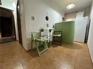 Model mare cu centrala propie, aproape de Vest