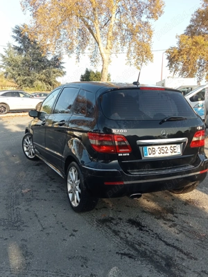 Mercedes Benz B200 - imagine 5