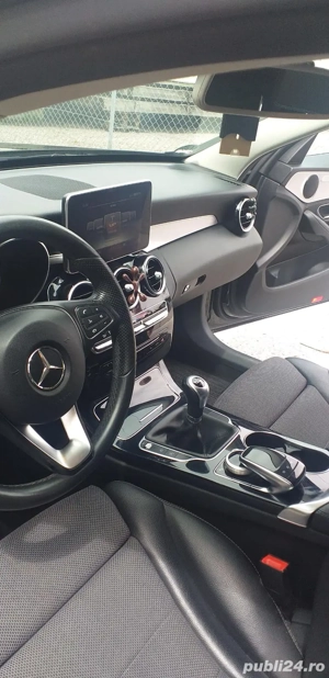 Mercedes Benz Avangard  - imagine 3