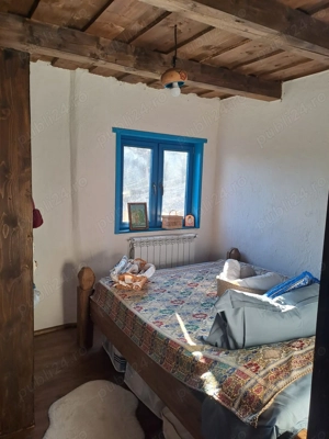 Vând mini complex tradițional: o casă maramureșeană, o căsuța de hobbit și două case bucovinene - imagine 10