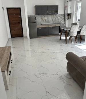 Proprietar! Apartament nou cu 2 camere si gradina - imagine 2