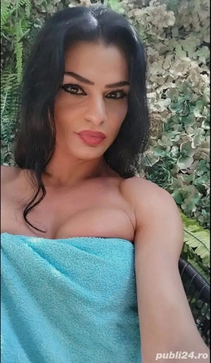 Elvira transexuala siliconata nr 4 sani