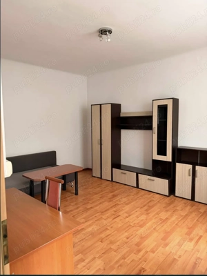 Închiriez garsonieră situată ultracentral - imagine 2