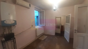 Casa în Ultracentralul Bucureștiului la preț mic (casă mică) - imagine 13