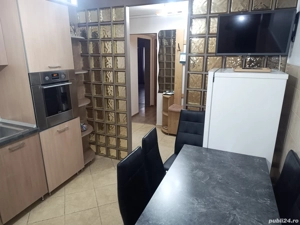 PROPRIETAR, vând apartament 4 camere, 2 bai, decomandat, etaj 1, în zona Lipovei.  - imagine 2