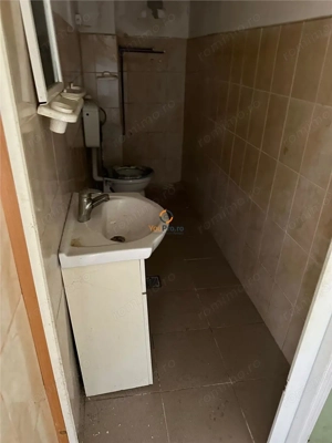 Ideal Afacere 3 Cladiri 2 Fronturi Stradale - imagine 4