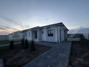 Casa parter, 127 mp utili, la cheie, 600 mp teren, Pielesti - imagine 12