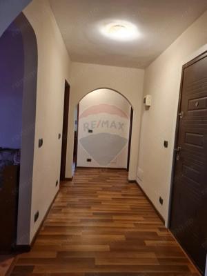 Apartament cu 4 camere de închiriat în langa spitalul judetean