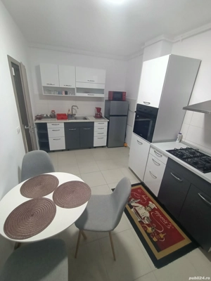 Lipovei,Lux,In Bloc Nou cu Centrala+Loc Parcare+Lift,Etajul 1,Merita Văzut 100% - imagine 2