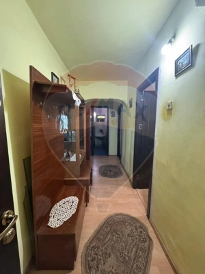 2 decomandate Craiovita, liber, spatios, zona buna, 54mp, bloc 1987 - imagine 4