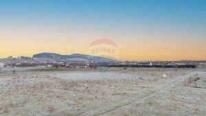 Comision 0 %! Teren 1,952mp Sanpetru, Strada Paraului! - imagine 5