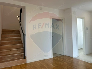 Vilă cu 4 camere de vânzare in Liziera de Lac - imagine 5