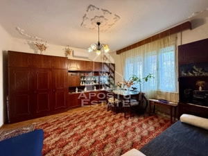 Apartament la casa 3 camere si garsoniera, curte, zona Ghirodei - imagine 2