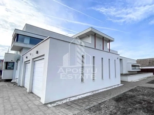 Casă/vilă/spațiu comercial–650mp utili/teren 3000 mp - imagine 11